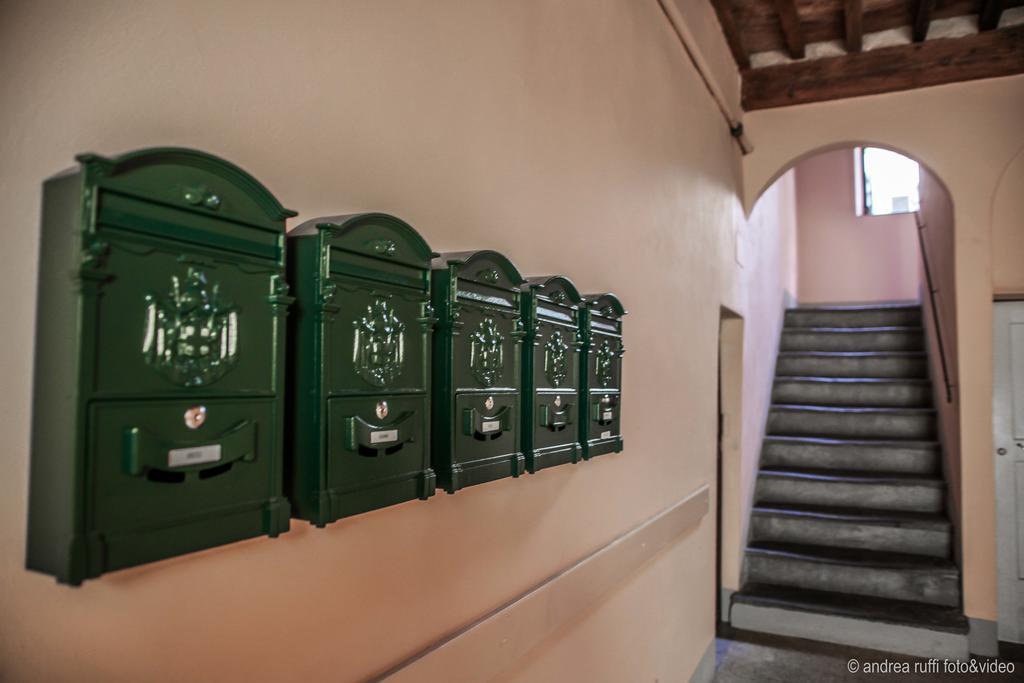 Il Rifugio Degli Innamorati...Di Lucca Exterior foto